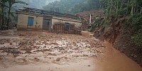 M.D.C HAVE IMMIGRATED THE LAND SLIDE AFFECTED VICTIMS TO SECURE AREAS IN UGANDA AS YOU CAN SEE IN THE PHOTO HOW THEY WHERE HIGHLY AFFECTED BY LANDSLIDE IN BUDUDA DISTRICT IN UGANDA